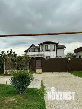 Дом 242м&sup2;, 2-этажный, участок 10 сот.  