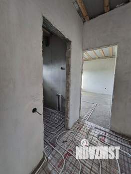 Дом 99м&sup2;, 1-этажный, участок 5 сот.  