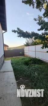 Дом 180м&sup2;, 2-этажный, участок 5 сот.  