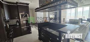 Коттедж 400м², 3-этажный, участок 19 сот.  