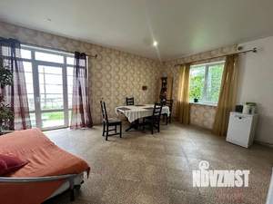 Дом 245м², 2-этажный, участок 6 сот.  