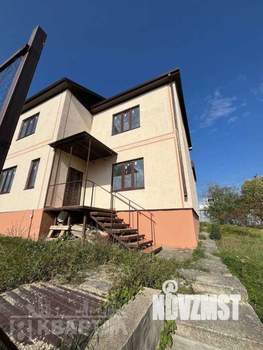 Дом 139м&sup2;, 2-этажный, участок 4 сот.  