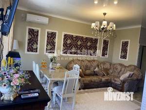 Дом 100м&sup2;, 2-этажный, участок 4 сот.  