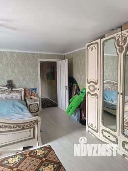 Дом 112м&sup2;, 3-этажный, участок 10 сот.  