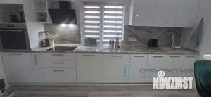 Дом 100м&sup2;, 2-этажный, участок 3 сот.  