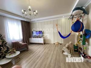 Дом 260м&sup2;, 2-этажный, участок 7 сот.  