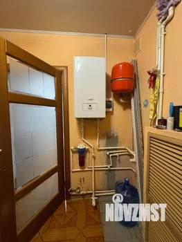 Дом 145м&sup2;, 2-этажный, участок 6 сот.  