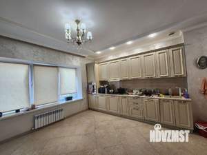 Дом 520м&sup2;, 3-этажный, участок 5 сот.  