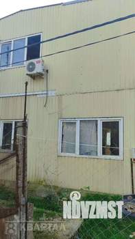 Дом 100м&sup2;, 2-этажный, участок 6 сот.  