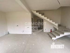 Дом 83м&sup2;, 2-этажный, участок 6 сот.  