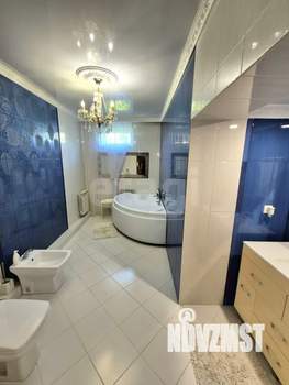 Дом 600м², 3-этажный, участок 13 сот.  