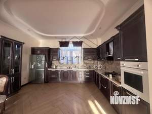 Дом 250м², 2-этажный, участок 5 сот.  