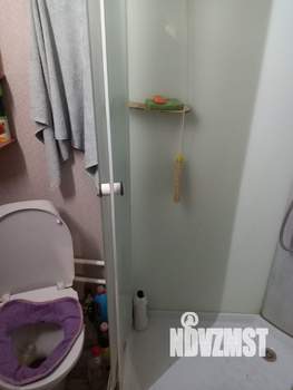 Дом 18м², 2-этажный, участок 6 сот.  