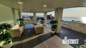 Дом 364м&sup2;, 3-этажный, участок 6 сот.  