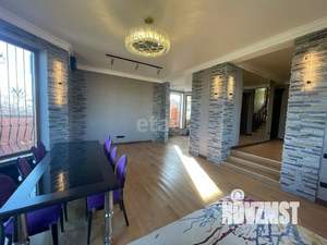 Дом 173м&sup2;, 2-этажный, участок 8 сот.  