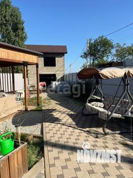 Дом 261м&sup2;, 3-этажный, участок 8 сот.  