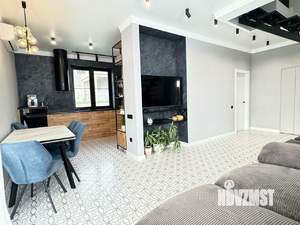 Дом 252м&sup2;, 3-этажный, участок 6 сот.  