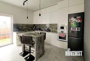 Дом 147м&sup2;, 2-этажный, участок 4 сот.  