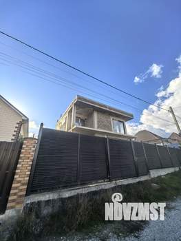 Дом 189м&sup2;, 2-этажный, участок 3 сот.  