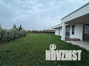 Дом 160м&sup2;, 2-этажный, участок 9 сот.  