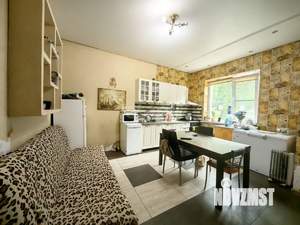 Дом 130м&sup2;, 2-этажный, участок 6 сот.  