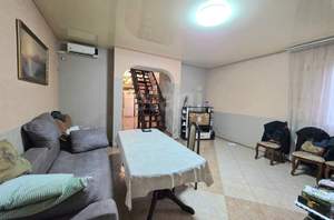 Дом 142м&sup2;, 2-этажный, участок 5 сот.  