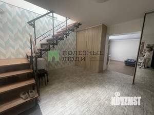 Дом 270м², 2-этажный, участок 5 сот.  