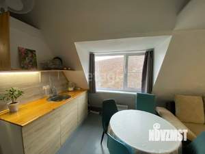 Дом 42м&sup2;, 2-этажный, участок 4 сот.  