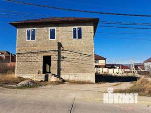 Дом 120м&sup2;, 2-этажный, участок 4 сот.  