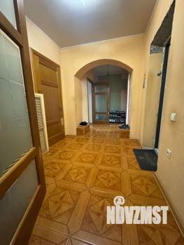 Дом 145м&sup2;, 2-этажный, участок 6 сот.  