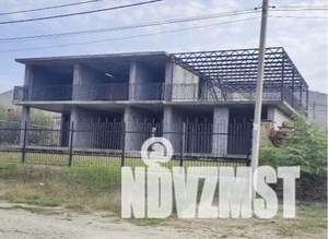 Дом 475м&sup2;, 2-этажный, участок 6 сот.  