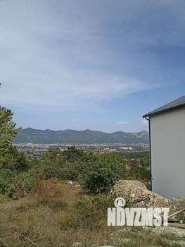 Дом 180м&sup2;, 3-этажный, участок 3 сот.  