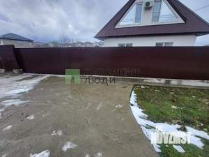 Дом 185м&sup2;, 3-этажный, участок 9 сот.  