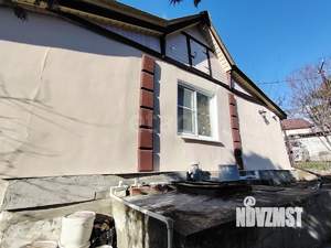 Дом 42м&sup2;, 1-этажный, участок 10 сот.  