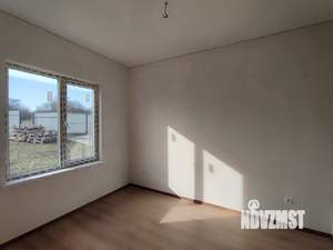 Дом 100м&sup2;, 1-этажный, участок 5 сот.  