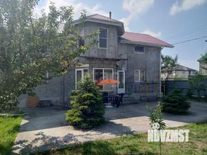 Дом 383м&sup2;, 3-этажный, участок 10 сот.  