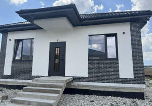 Дом 100м&sup2;, 1-этажный, участок 5 сот.  