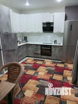 Дом 70м&sup2;, 2-этажный, участок 4 сот.  