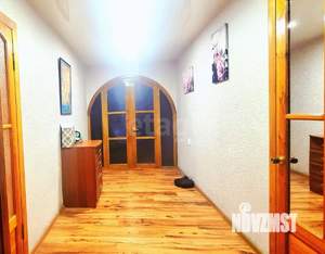 Дом 242м&sup2;, 2-этажный, участок 6 сот.  