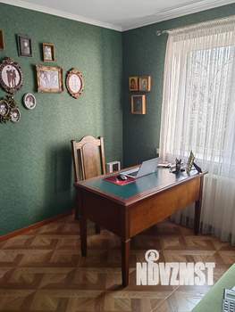 Дом 172м&sup2;, 2-этажный, участок 4 сот.  