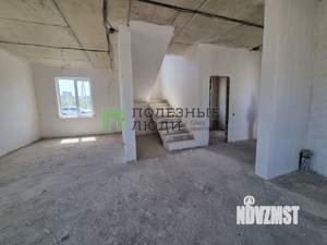 Дом 150м&sup2;, 2-этажный, участок 3 сот.  