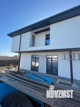 Дом 250м&sup2;, 2-этажный, участок 6 сот.  