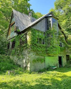 Дом 93м&sup2;, 2-этажный, участок 6 сот.  