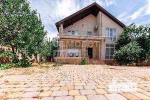 Дом 192м², 2-этажный, участок 6 сот.  