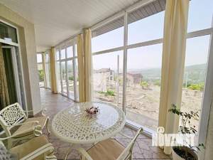 Дом 321м&sup2;, 2-этажный, участок 8 сот.  