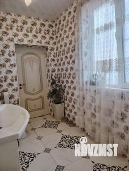 Дом 221м², 2-этажный, участок 10 сот.  