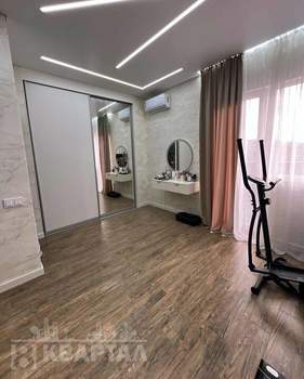 Дом 210м&sup2;, 3-этажный, участок 5 сот.  