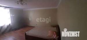 Дом 160м&sup2;, 2-этажный, участок 4 сот.  