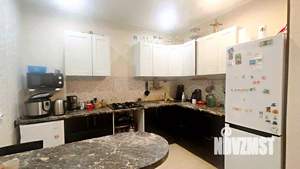 Дом 130м&sup2;, 2-этажный, участок 9 сот.  