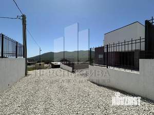 Дом 186м&sup2;, 2-этажный, участок 4 сот.  